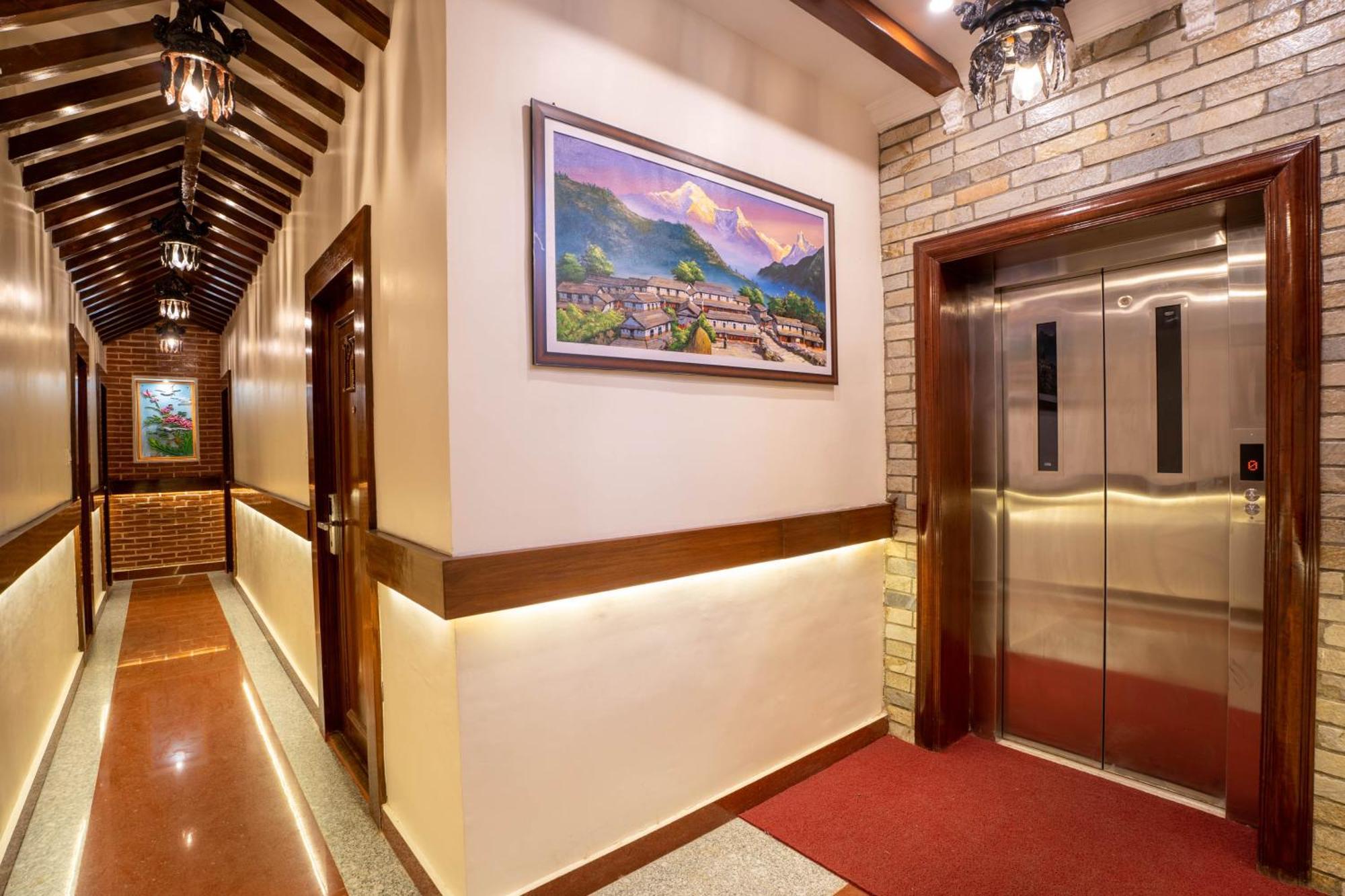 Airport Himalaya Boutique Hotel Kathmandu Exterior foto